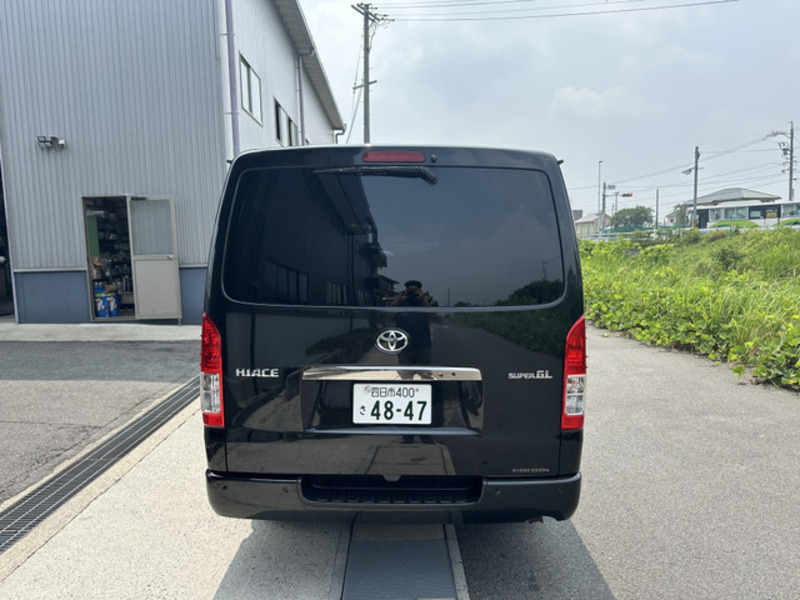 HIACE VAN