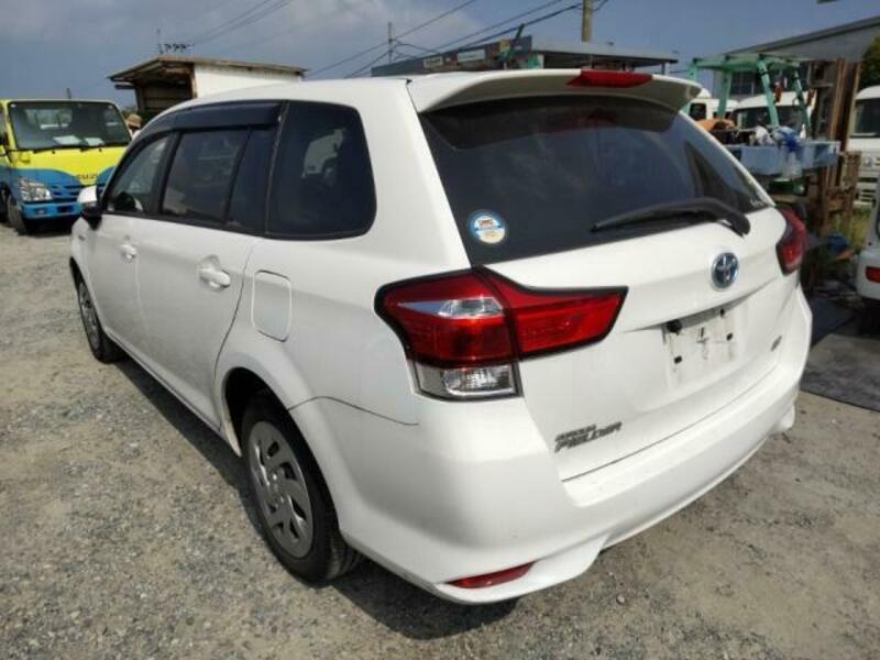 COROLLA FIELDER