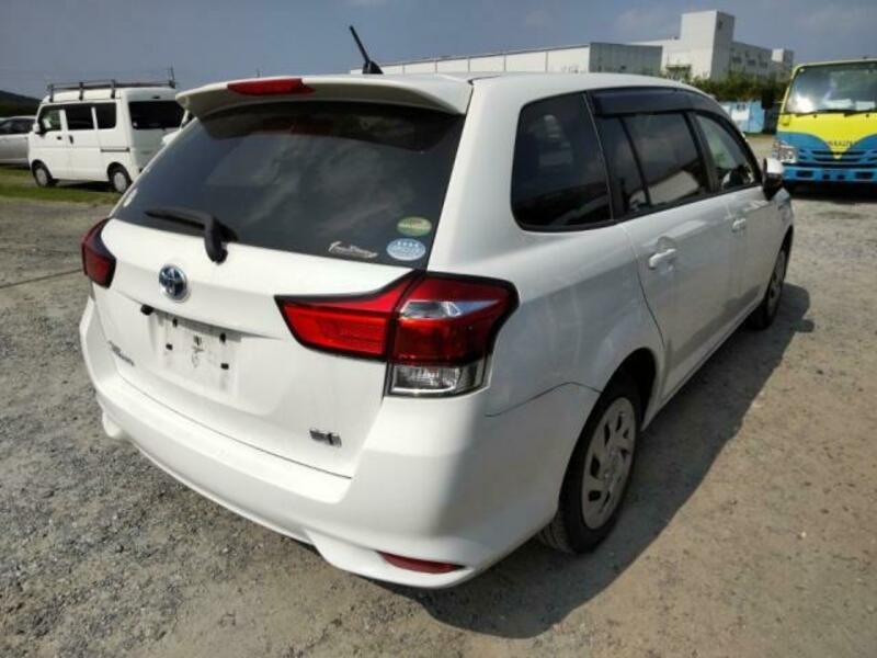 COROLLA FIELDER