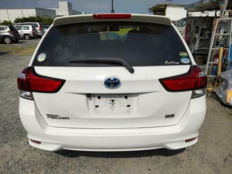 COROLLA FIELDER