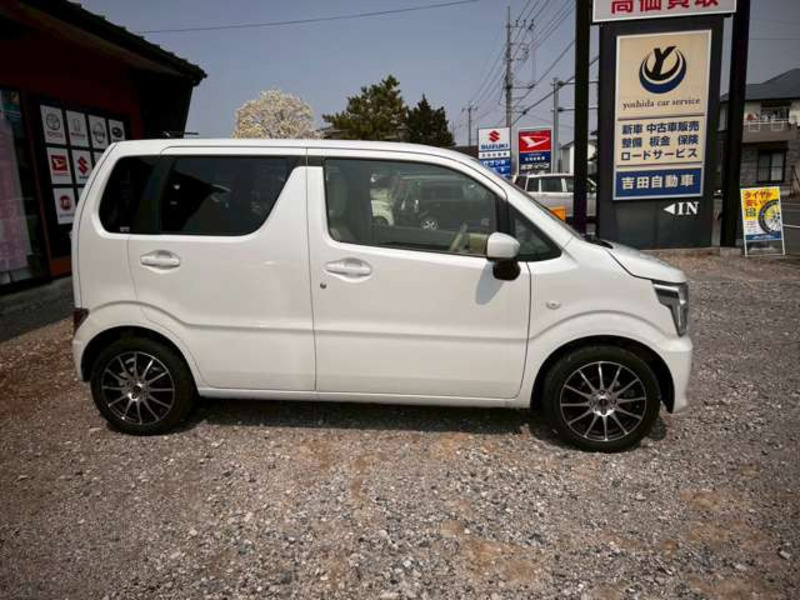 WAGON R