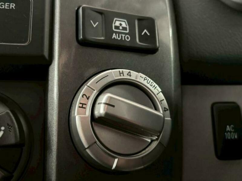 HILUX SURF