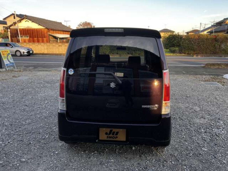 WAGON R
