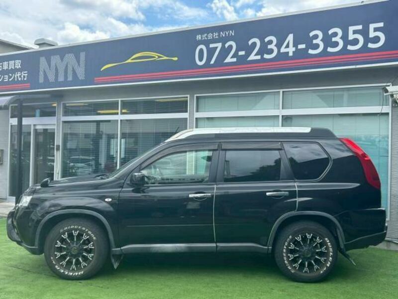 X-TRAIL