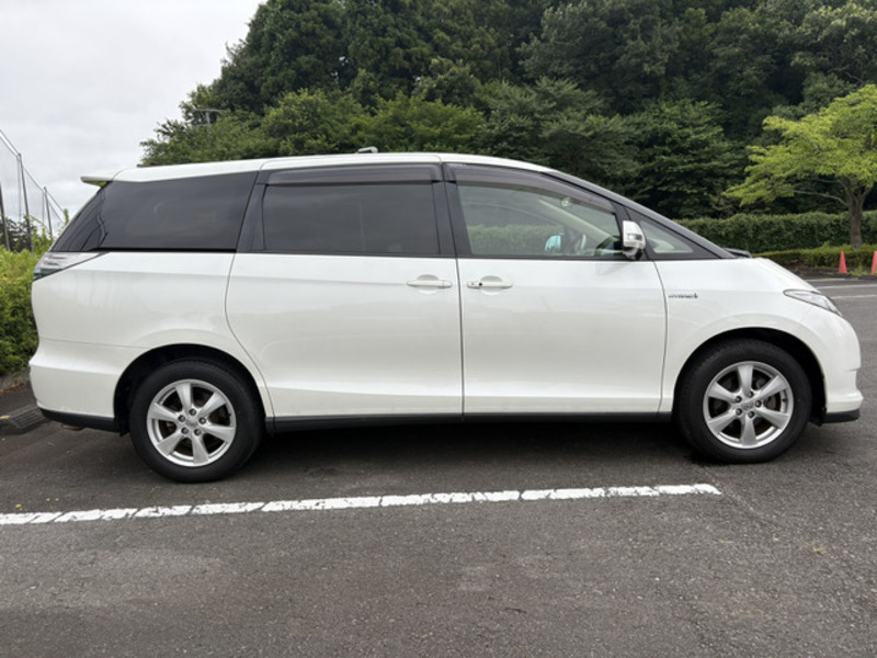 ESTIMA HYBRID