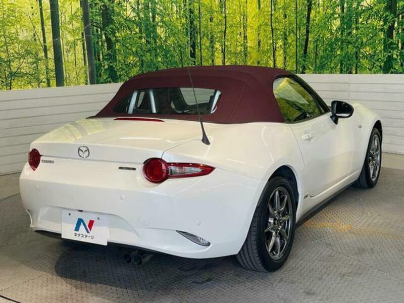 ROADSTER