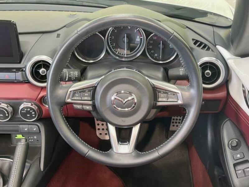 ROADSTER