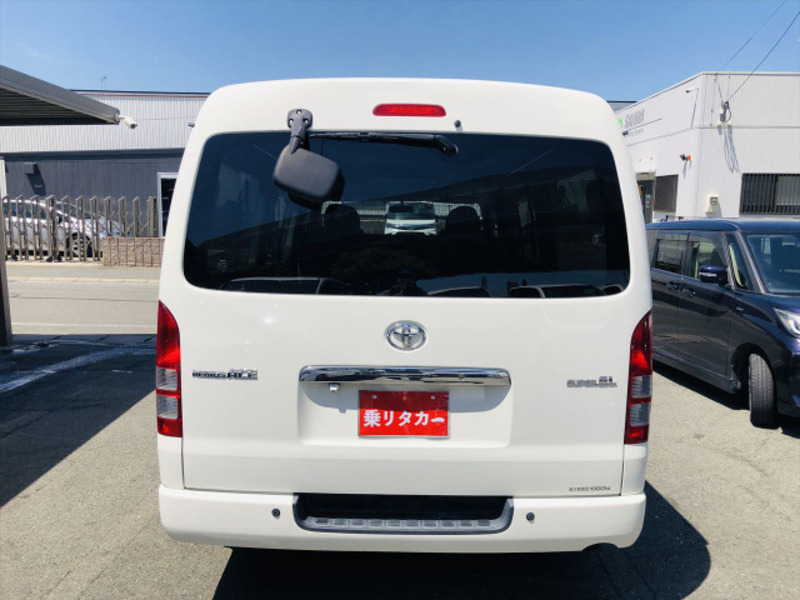 HIACE VAN