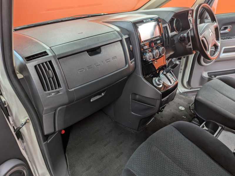DELICA D5
