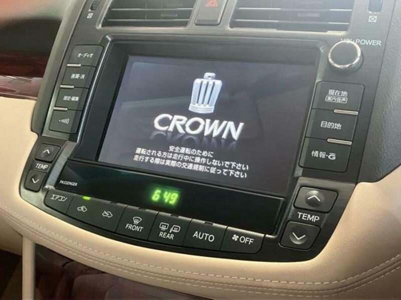 CROWN