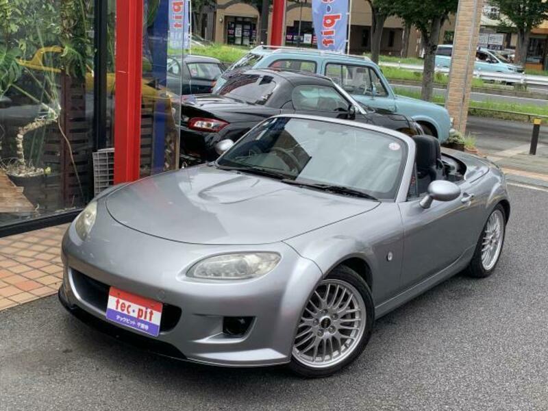 ROADSTER