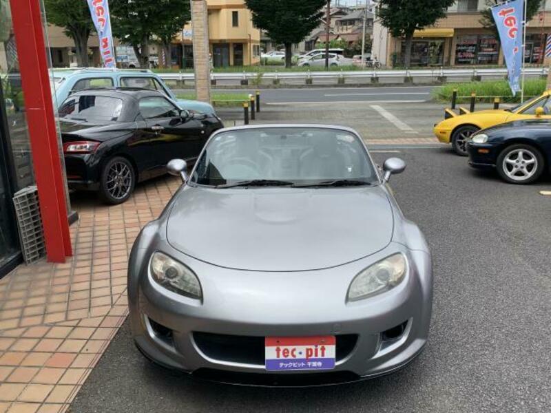 ROADSTER