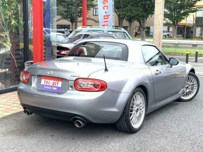 ROADSTER