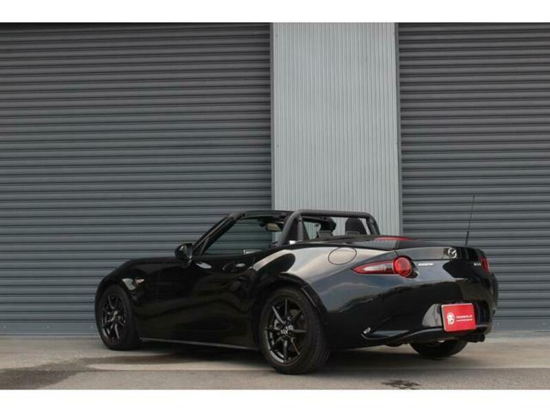 ROADSTER