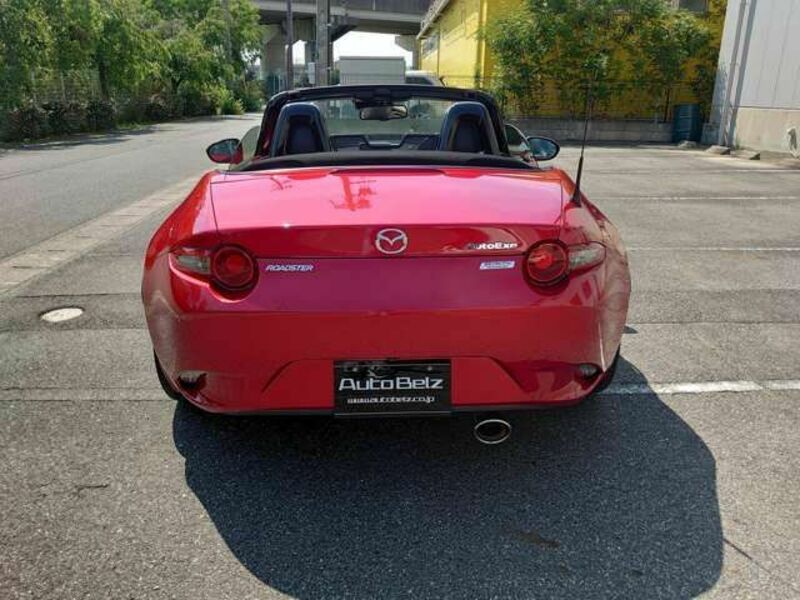 ROADSTER