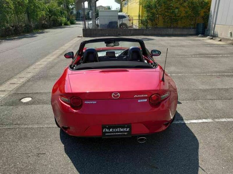 ROADSTER