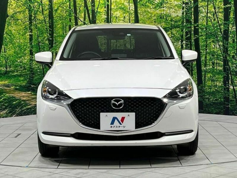 MAZDA2