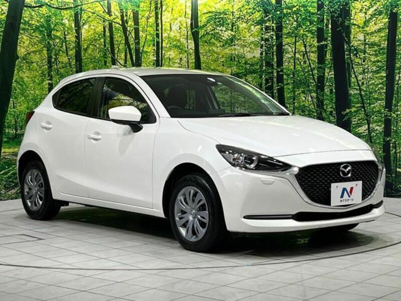 MAZDA2