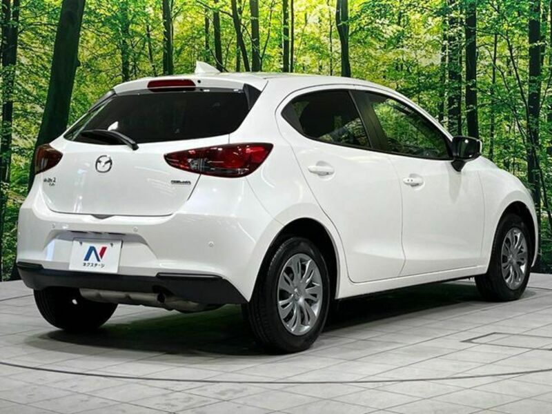 MAZDA2