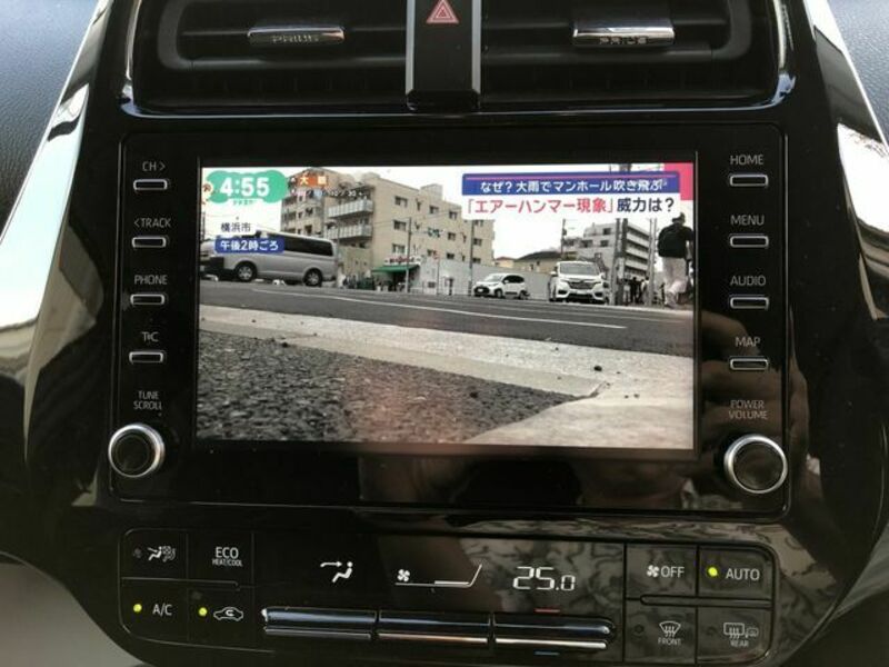 PRIUS PHV