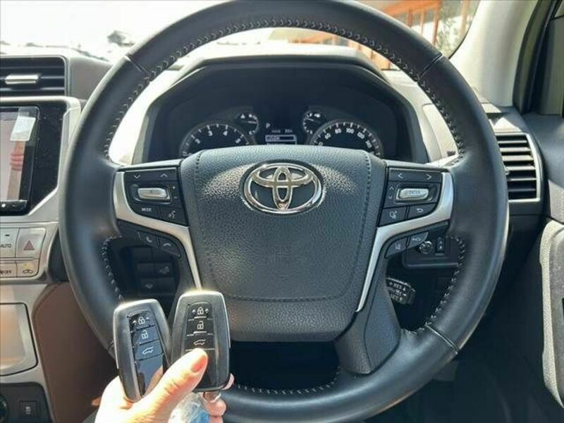 LAND CRUISER PRADO