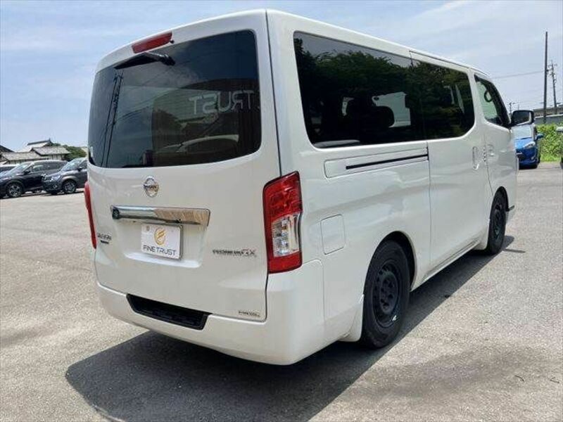 NV350 CARAVAN