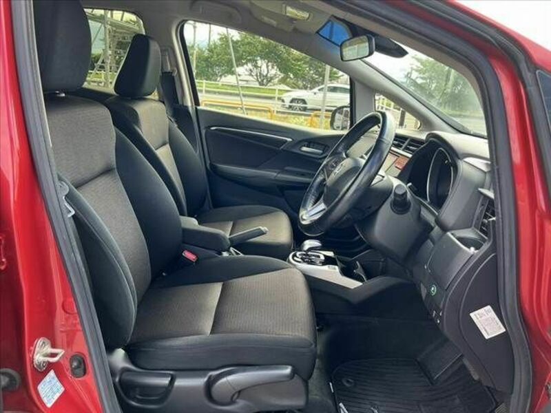 FIT HYBRID