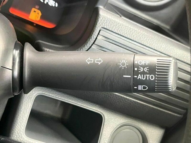 N-VAN