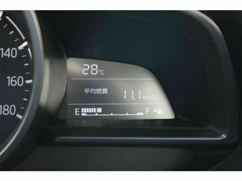 MAZDA2
