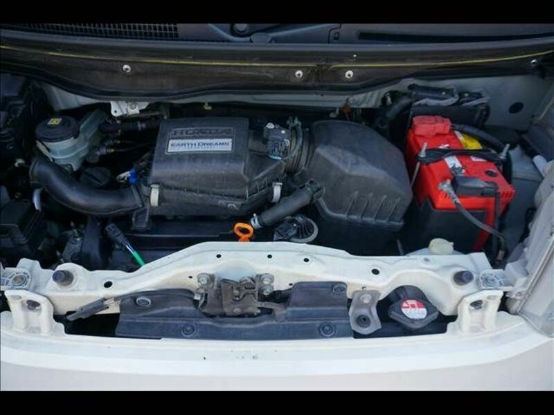 N BOX