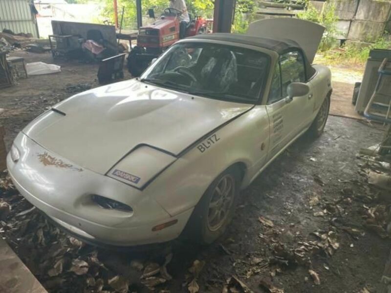 EUNOS ROADSTER