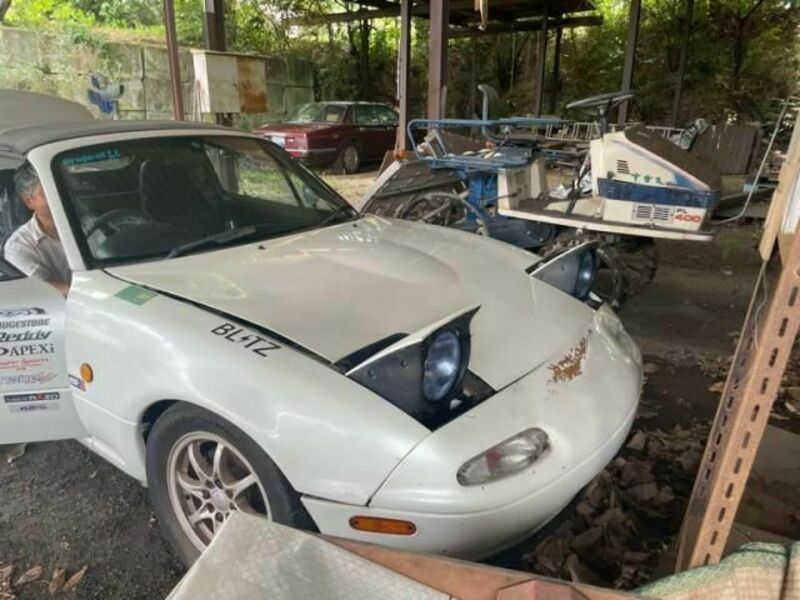 EUNOS ROADSTER