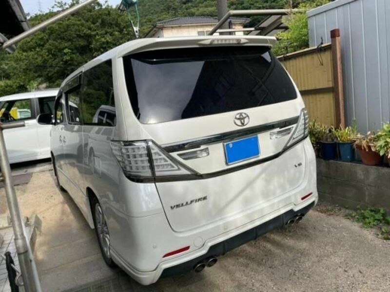 VELLFIRE