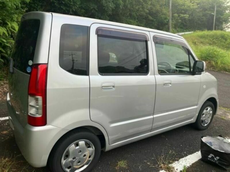 WAGON R