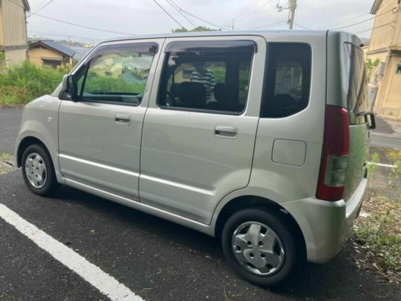WAGON R