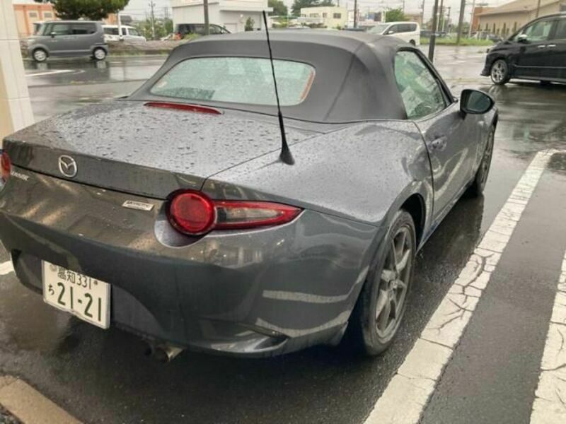 ROADSTER