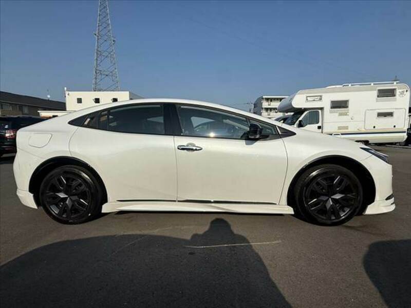 PRIUS PHV