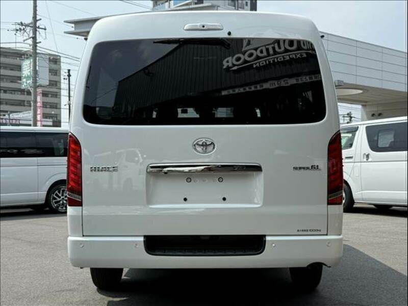 HIACE VAN