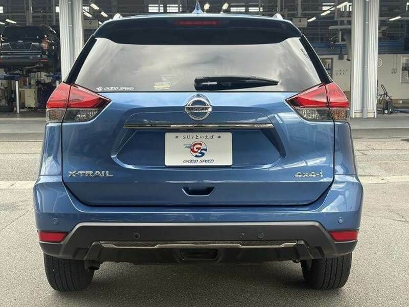 X-TRAIL