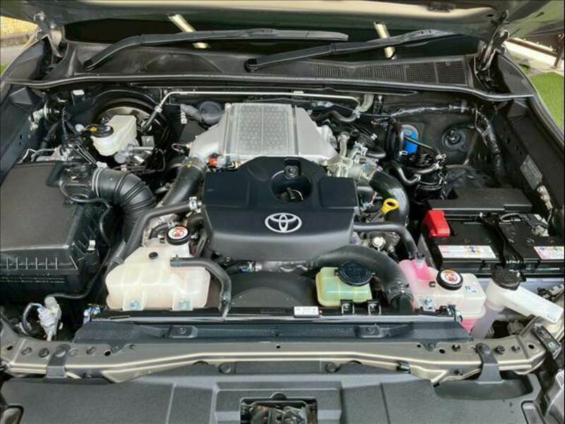HILUX