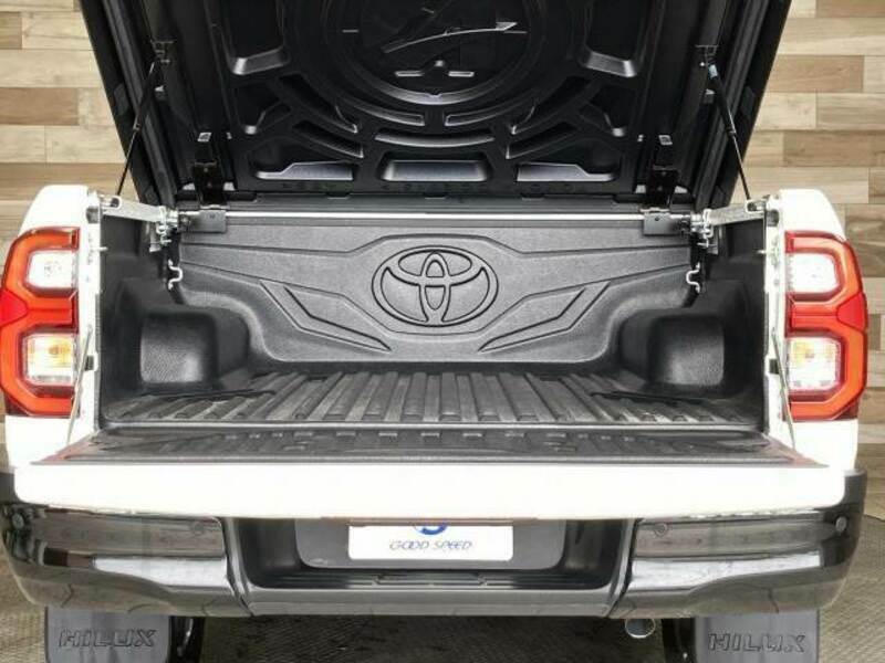 HILUX