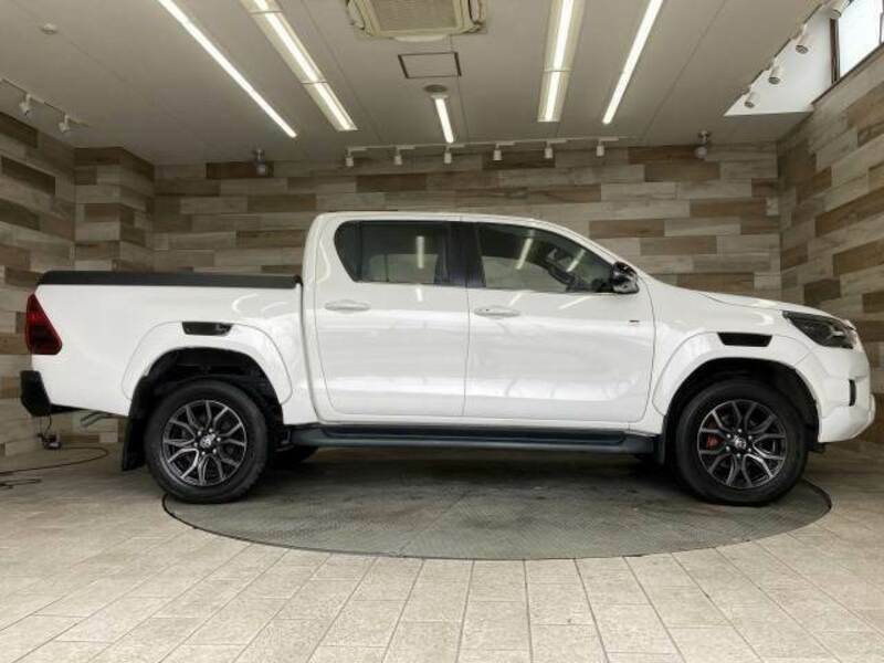 HILUX