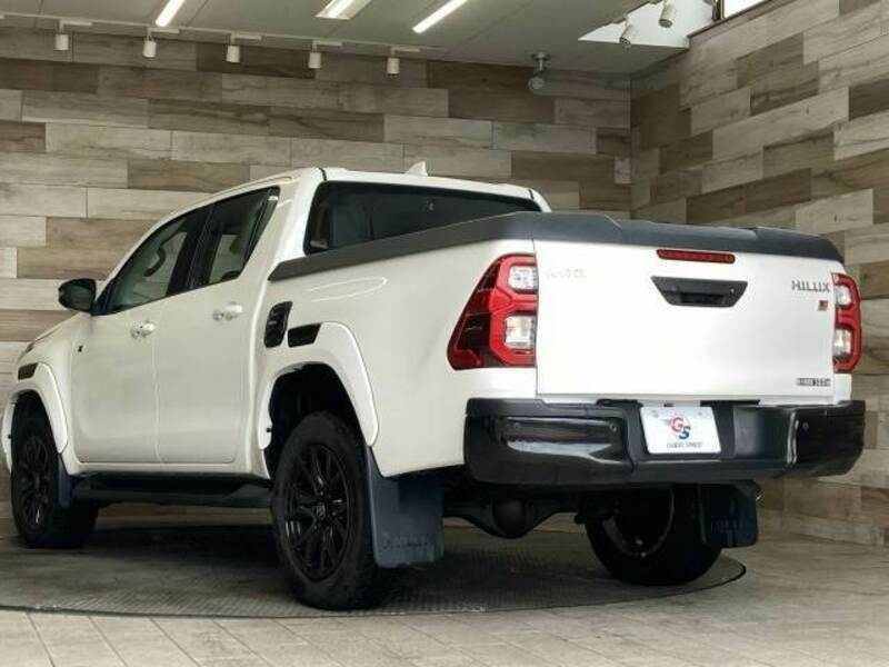 HILUX