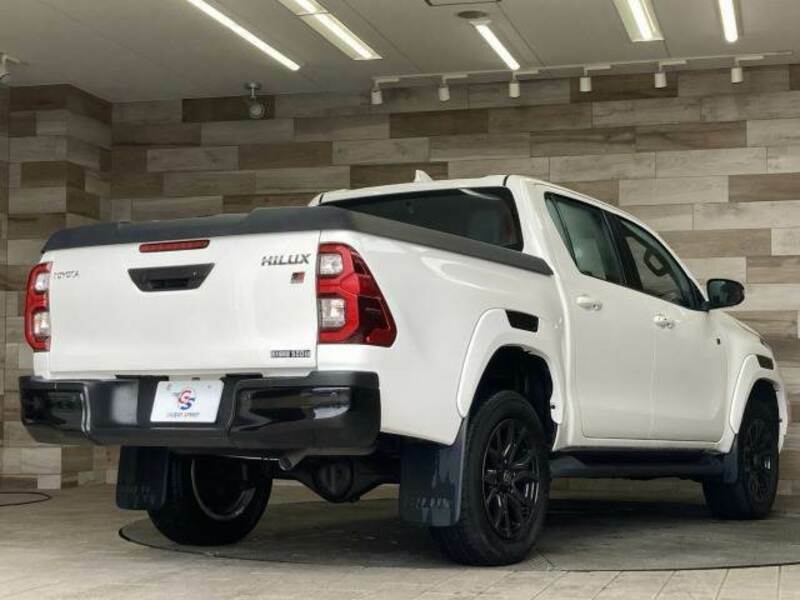 HILUX