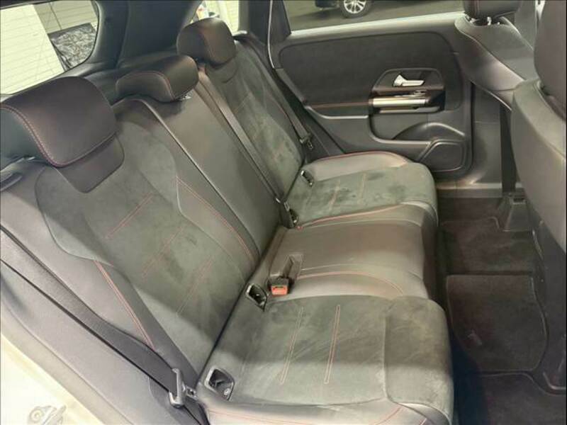 B-CLASS