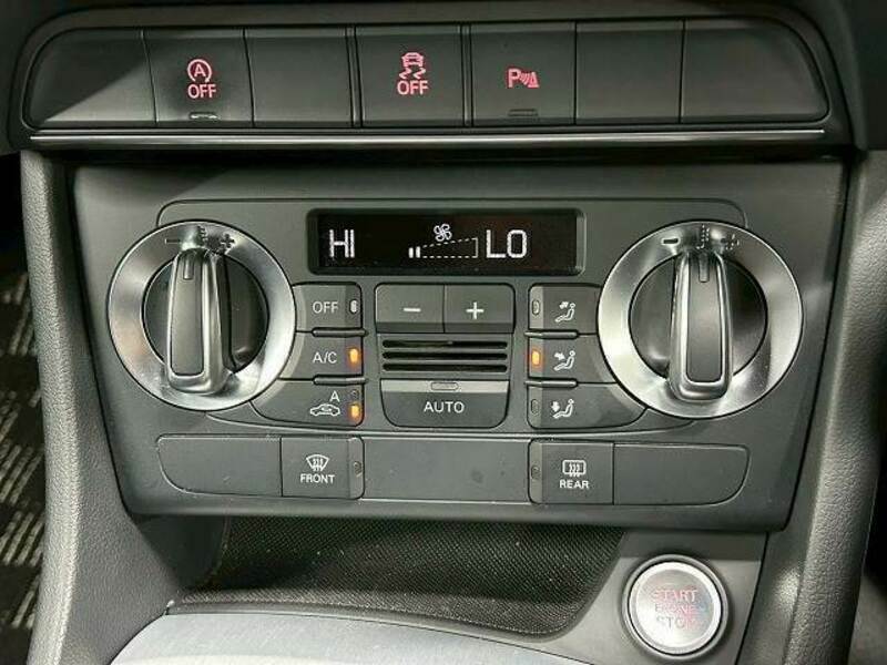 Q3