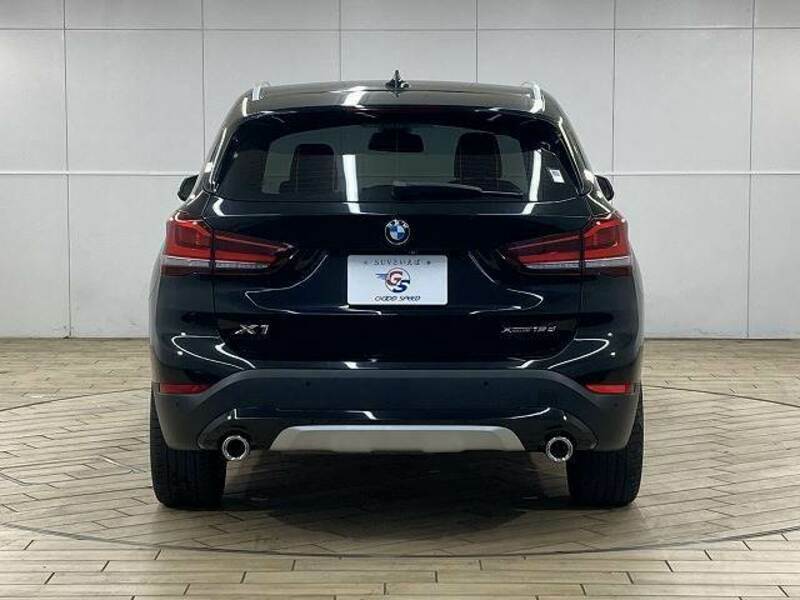 X1