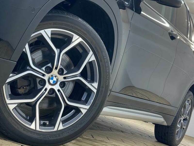 X1