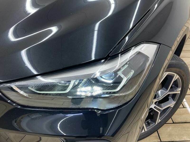 X1