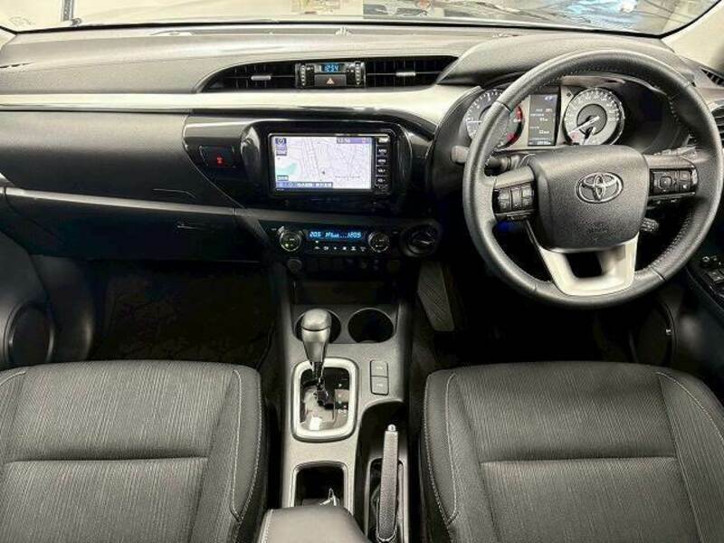 HILUX